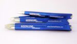 Bolígrafos Ines Solid personalizados a 1 tinta en 2 posiciones para Hernani Homes