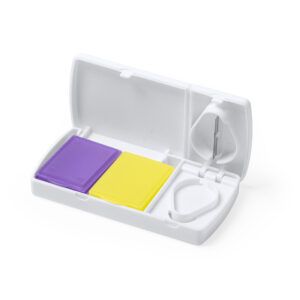 Stamina - MEDY Pastillero con compartimentos de colores y un cortador personalizados laduda publicidad 1227_01_1_1